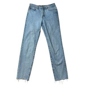 LEVIS Wedgie Icon Fit Ankle Jeans Women's Size‎ 26 Frayed Edges Button Fly
